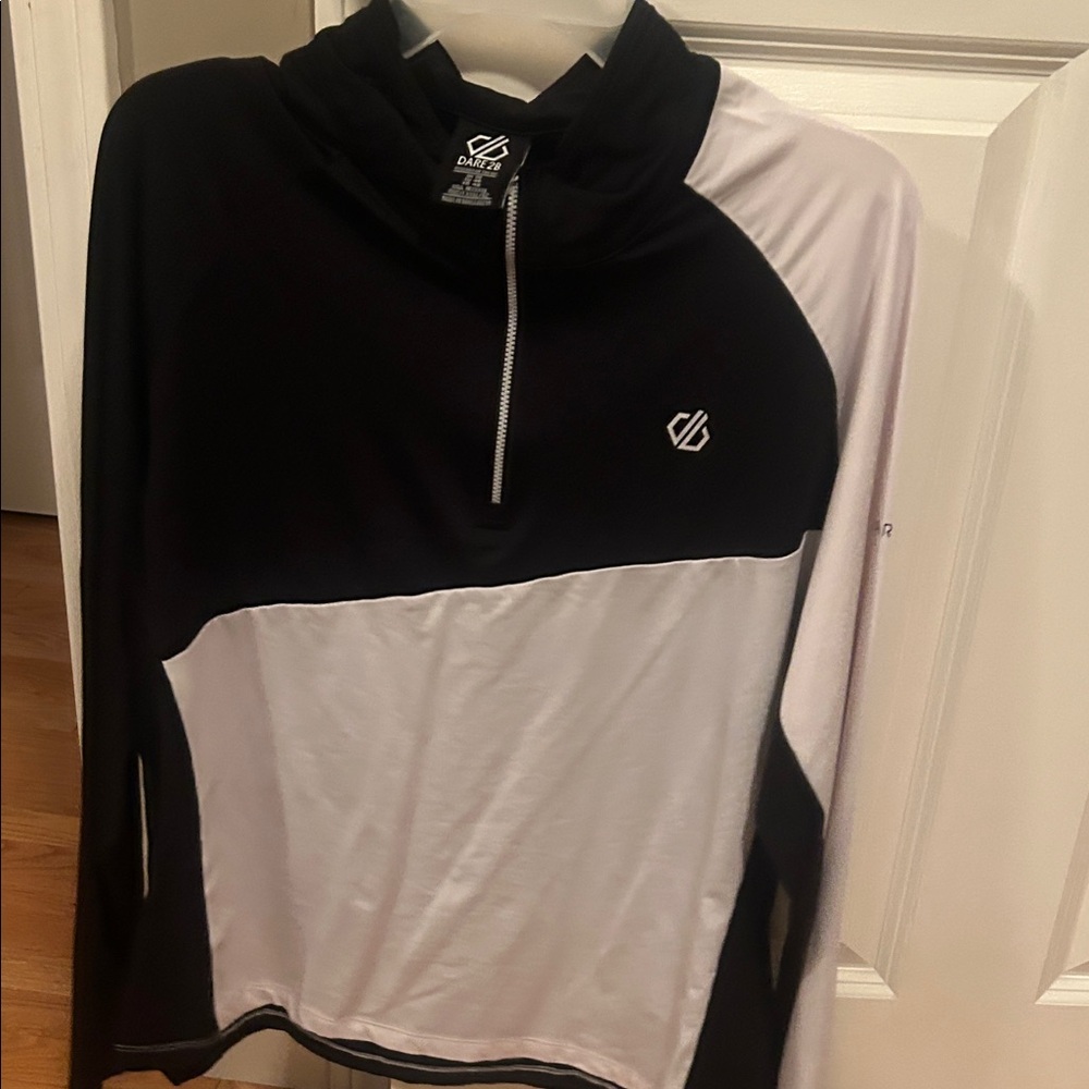 Dare2b Black and White Quarter-Zip Top